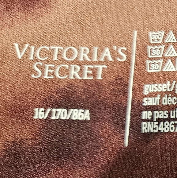 Victoria Secrect Women's Essential Pocket Leggings Size 16 Color Winter Wine Tye - Picture 3 of 7